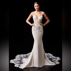 Enzoani Pearl Wedding Dress